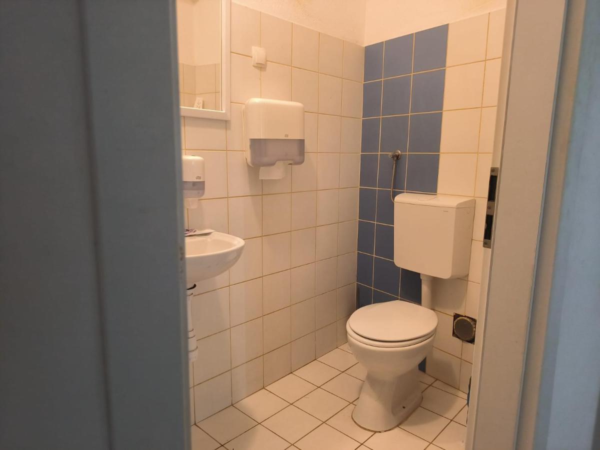 Hostel Mare Sibenik Bagian luar foto