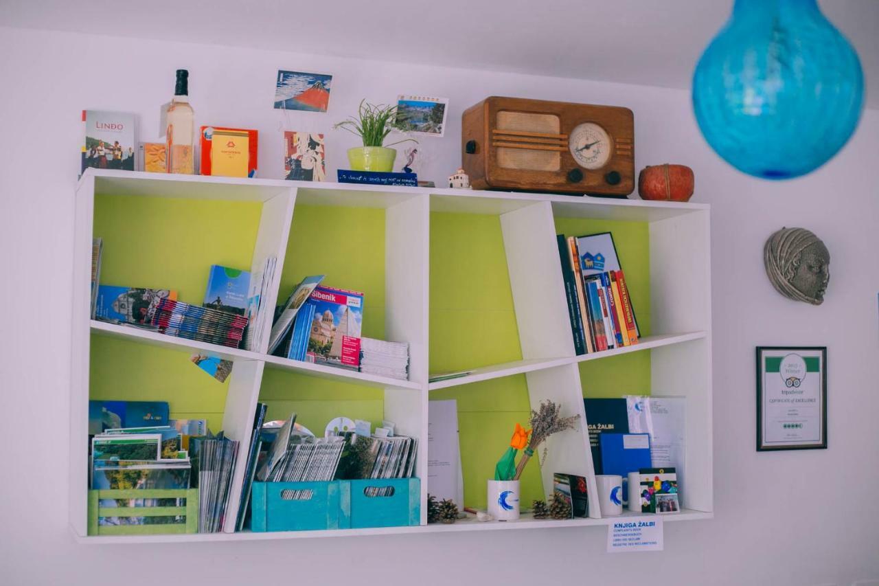Hostel Mare Sibenik Bagian luar foto