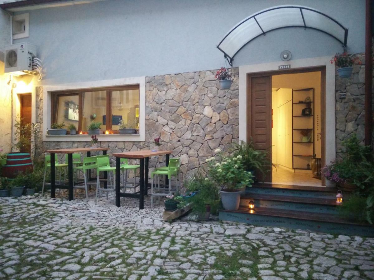 Hostel Mare Sibenik Bagian luar foto