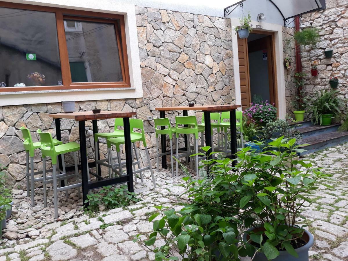 Hostel Mare Sibenik Bagian luar foto